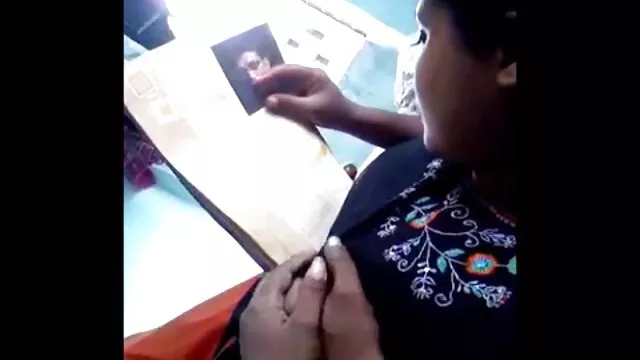 Pintura de grandes porno en español hentai tetas naturales y Katie Lou haciendo hula hoop