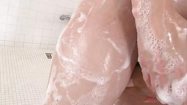 Chicas de hentayen español tetas naturales mostrando su belleza downblouse