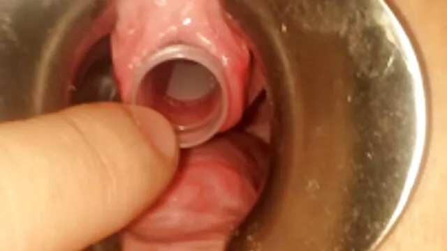 RUBIA hentai español latino MADURA se encarga de las DELICIAS SEXUALES de su jefe