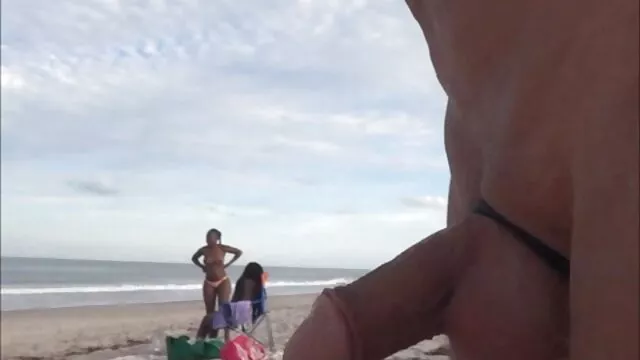 Hot THREE - chicos bisexuales toman a chica cachonda y se la dan a ANA hentai en español xxx