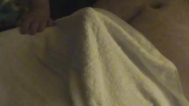 Impresionante hentai latino online chica garganta profunda BJ y semen en la boca