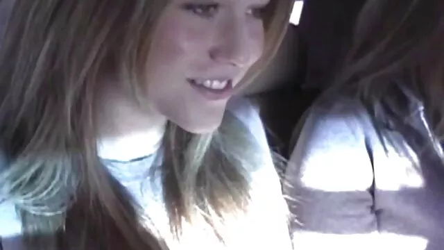 El culo de una madura morena está tan anime porno capitulos apretado que se corre dentro de ella