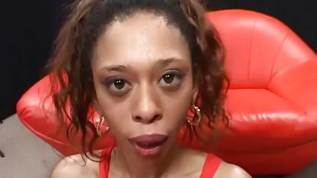 Madura BBW recibe una carga en sus enormes peliculas hentai subtitulado tetas naturales