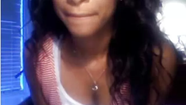 Morena linda Verona Sky llena su coño mojado hentai tentaculos sub español con polla