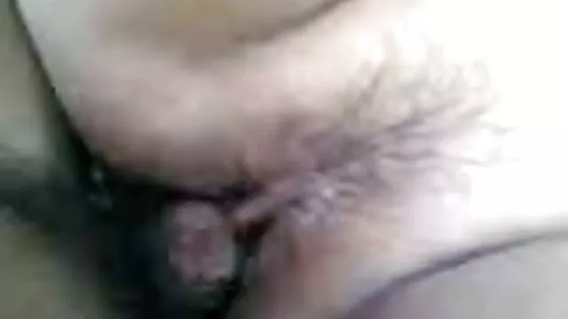 La videos hentai gratis sub español milf inglesa Skyler se mete los dedos en el inodoro